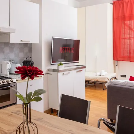 Apartmán Artstay - Apt Garibaldi Tower, Near Metro Station M5, M2 *