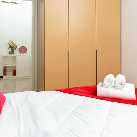 Artstay - Apt Garibaldi Tower, Near Metro Station M5, M2 Milán